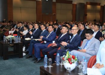 شراكة استراتيجية: الجزائر والصين توقعان 4 اتفاقيات اقتصادية