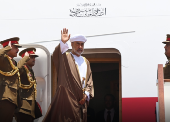السلطان هيثم في الجزائر: زيارة دولة تُعزز الشراكة العُمانية الجزائرية