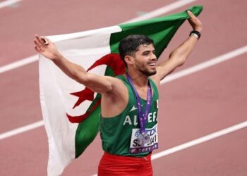 جمال سجاتي: “سعيد بإهدائي الجزائر الميدالية الفضية”