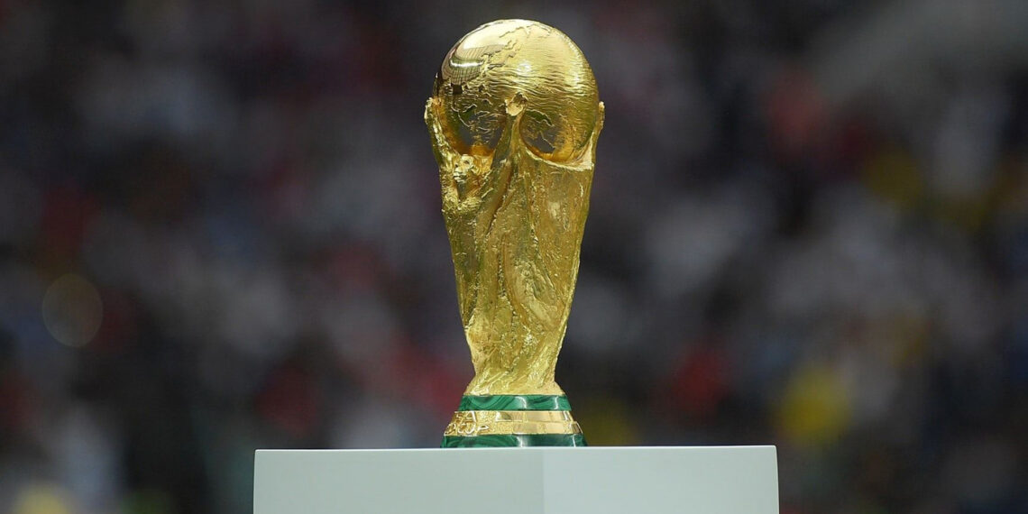 مجسم كأس العالم يحط رحاله بالجزائر