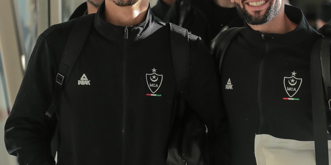 مولودية الجزائر في جنوب إفريقيا وعينه على ربع نهائي الأبطال