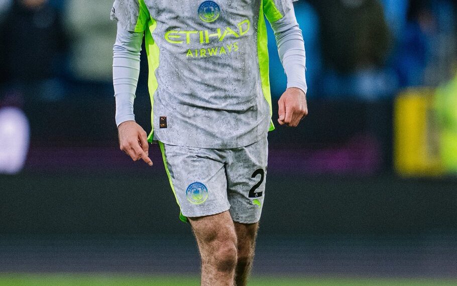 آيت نوري يتألق ويقود مانشستر سيتي لصدارة “البريمرليغ”