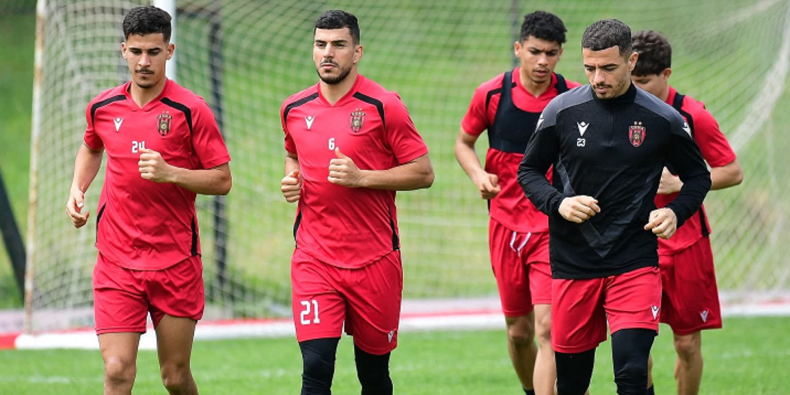 اتحاد العاصمة يدخل في تربص مغلق تحسبا لنهائي كأس الكونفدرالية